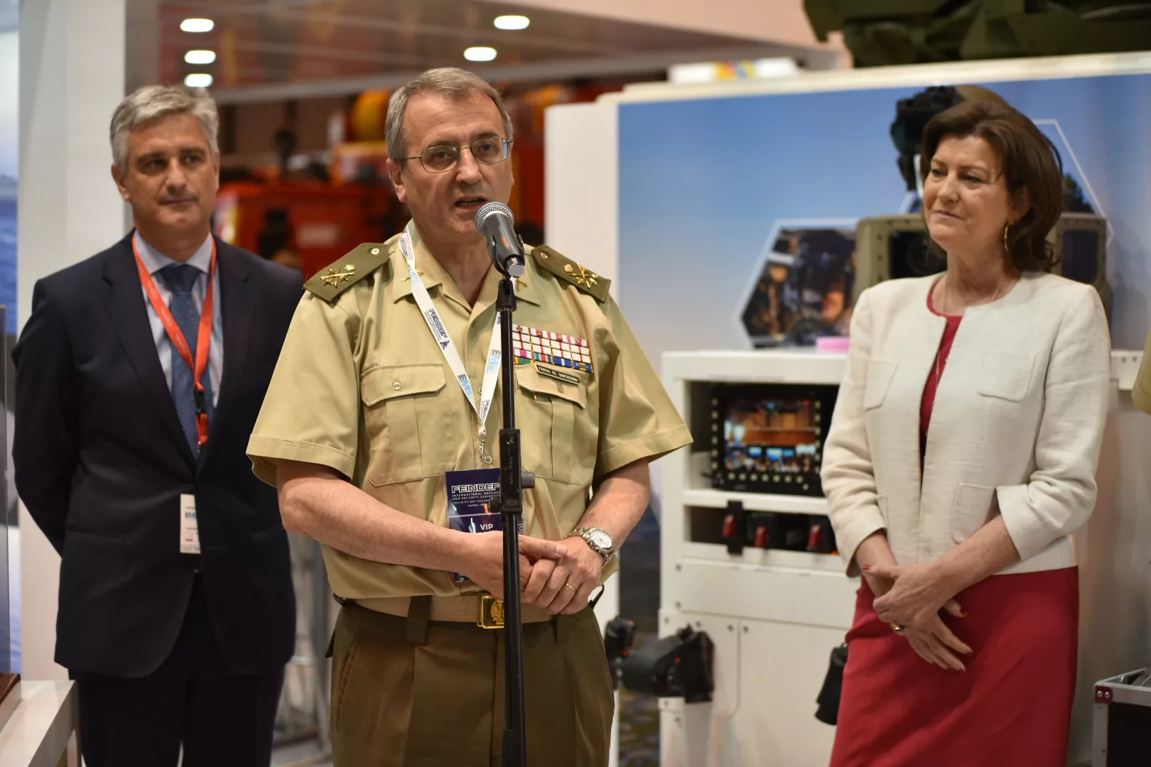 noticias cadiz NAVANTIA, EXPAL AND ELBIT PRESENTATION TIZONA 30MM TURRET FEINDEF2019 (2).JPG