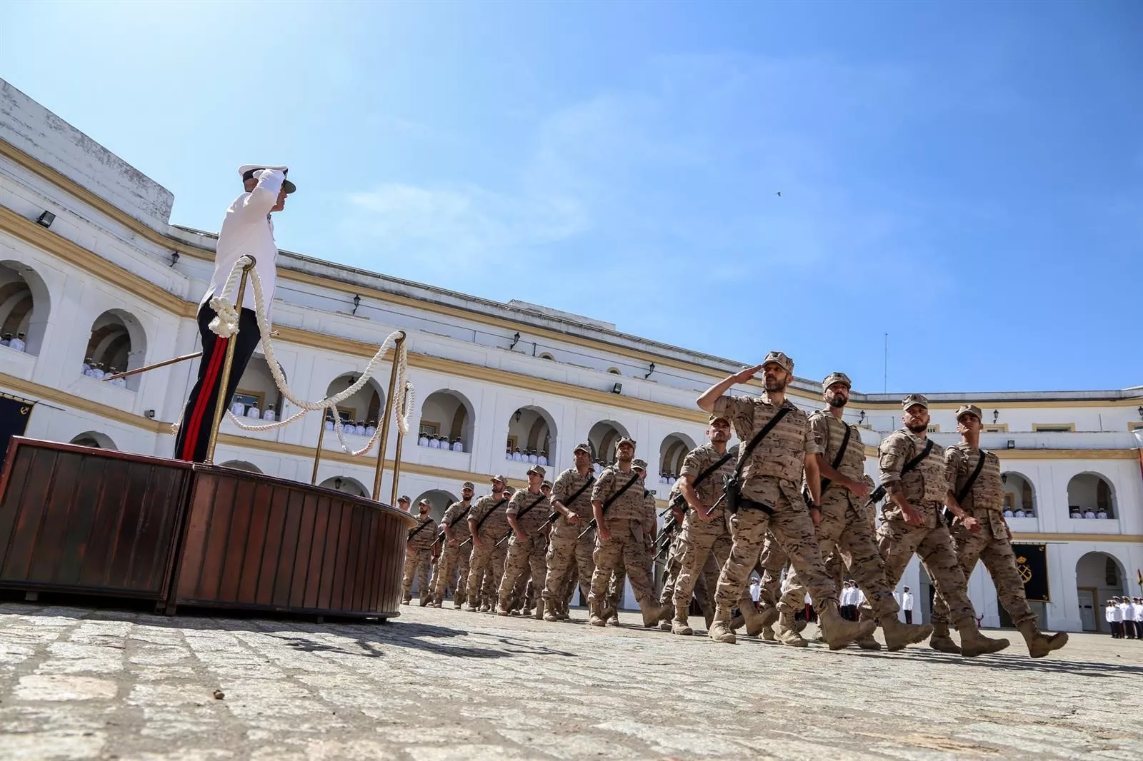 noticias cadiz despedida a Mali.jpg noticias cadiz despedida a Mali.jpg