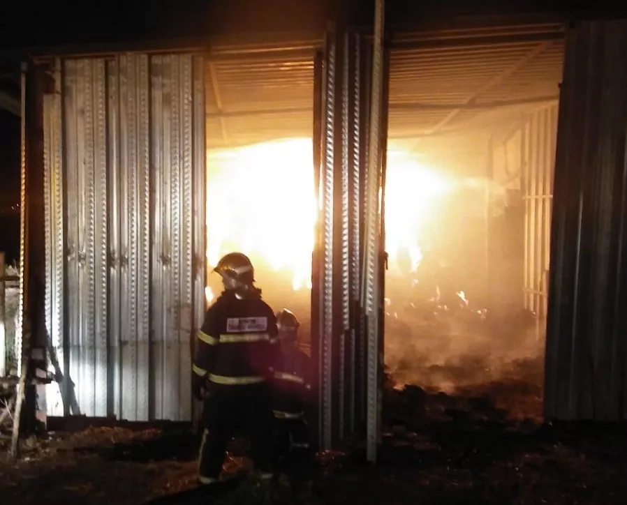 noticias cadiz incendio pajar_0.jpg noticias cadiz incendio pajar_0.jpg