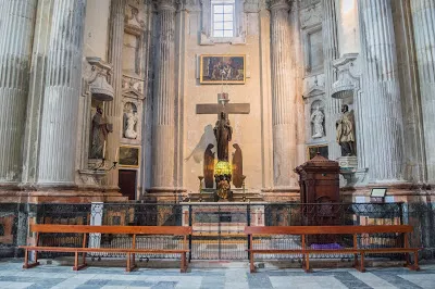 Capilla Sagrado Corazon catedral.jpg Capilla Sagrado Corazon catedral.jpg