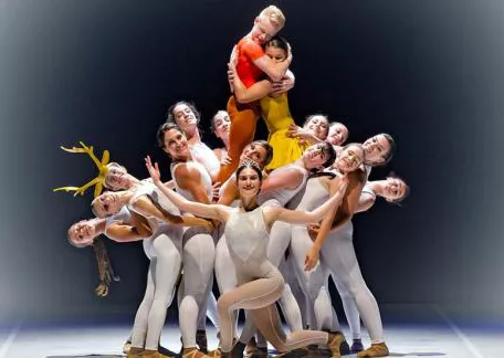 flick_flock_danza.jpg flick_flock_danza.jpg