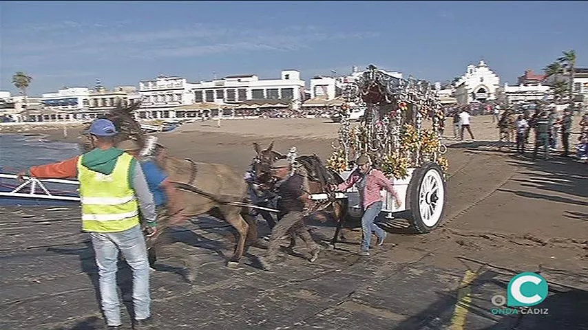 noticias cadiz embarque simpecado bajo guia.jpg