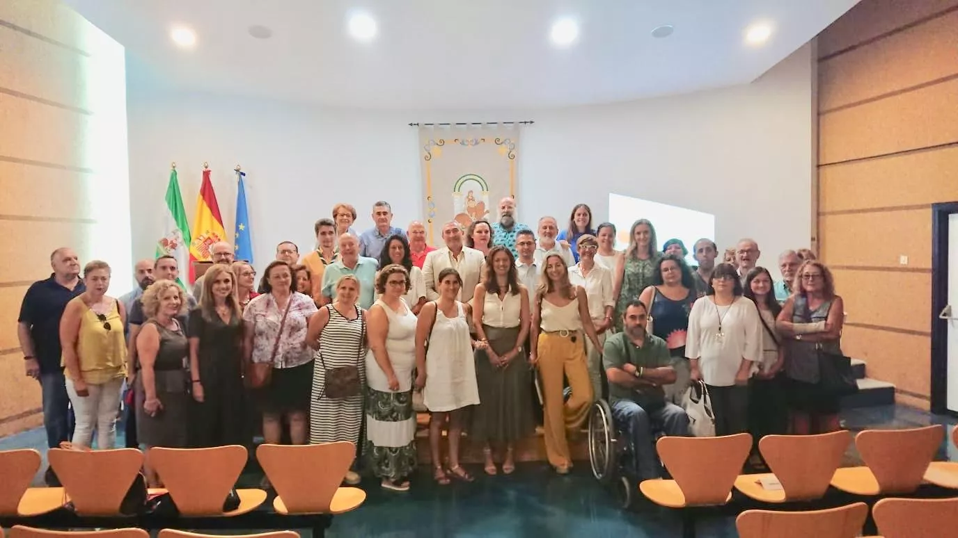 NOTICIAS CADIZ El delegado con las entidades de Voluntariado.jpg NOTICIAS CADIZ El delegado con las entidades de Voluntariado.jpg
