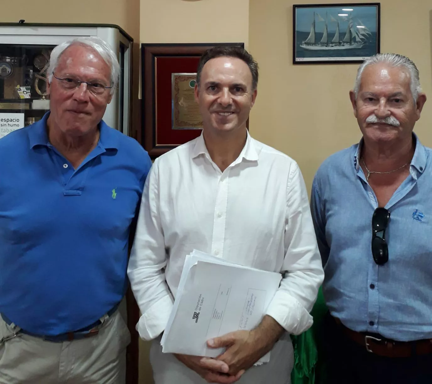 David de la Encina con responsables comedor social noticias cadiz diputacion comedor.jpg