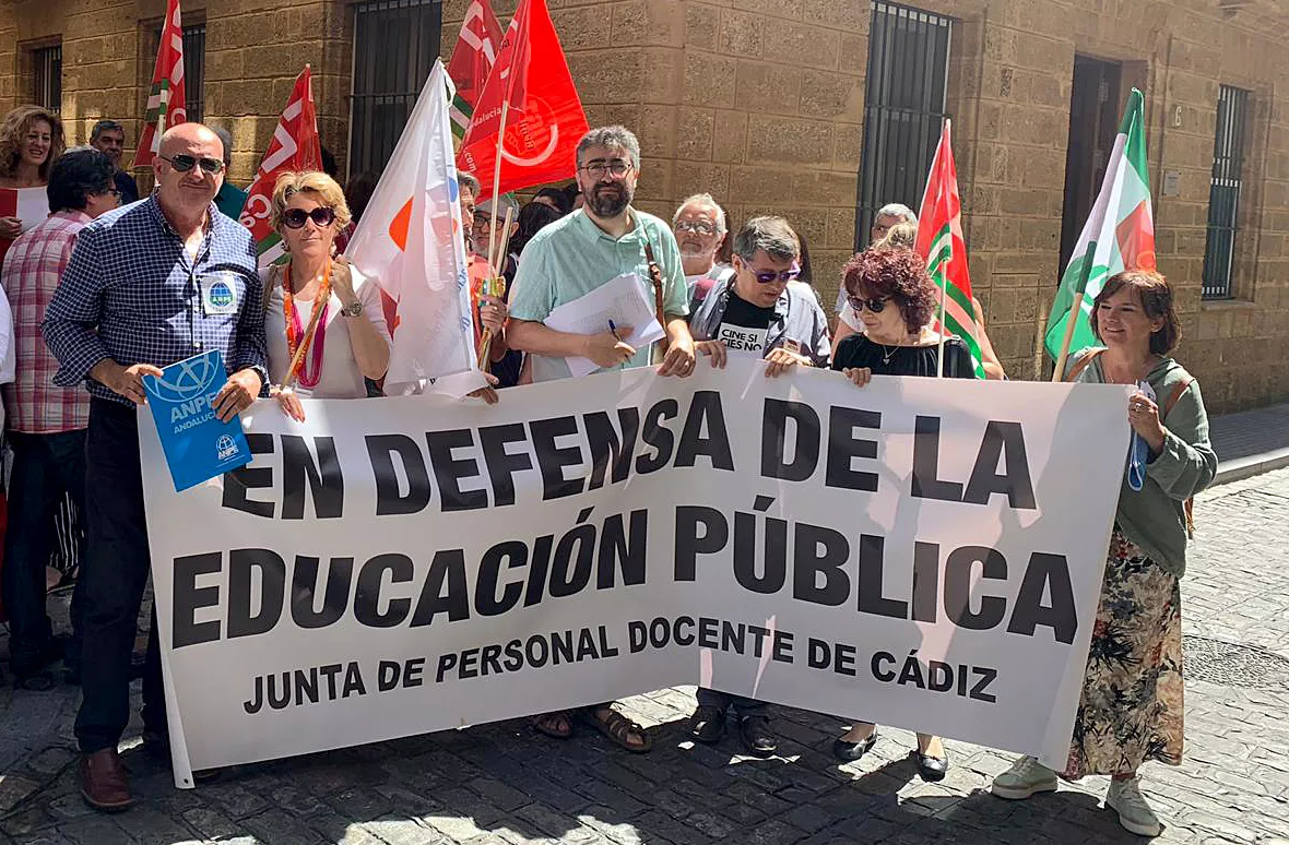 noticias cadiz docentes.jpg noticias cadiz docentes.jpg