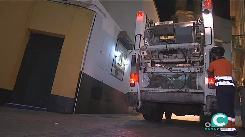 noticias cadiz limpieza en cadiz_1_2.jpg noticias cadiz limpieza en cadiz_1_2.jpg