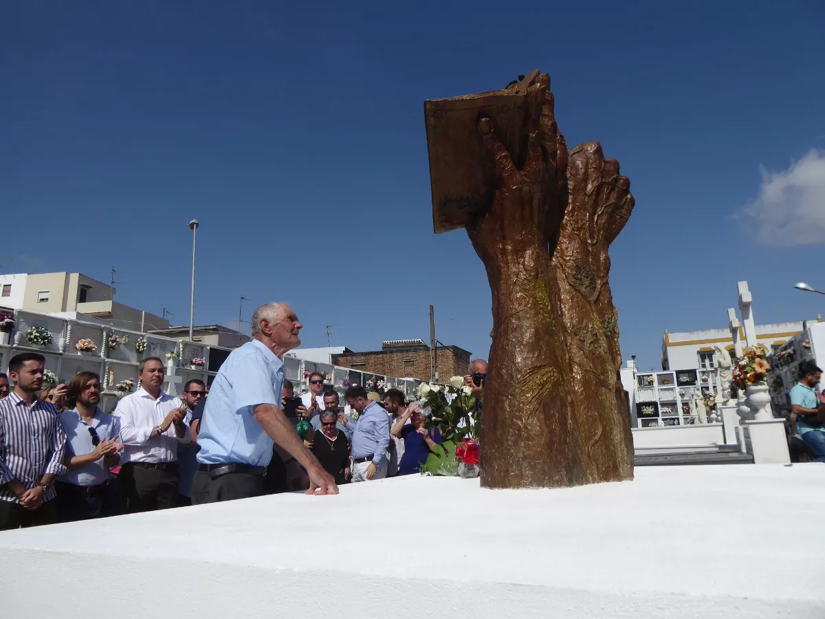 noticias cadiz paterna de rivera.JPG noticias cadiz paterna de rivera.JPG