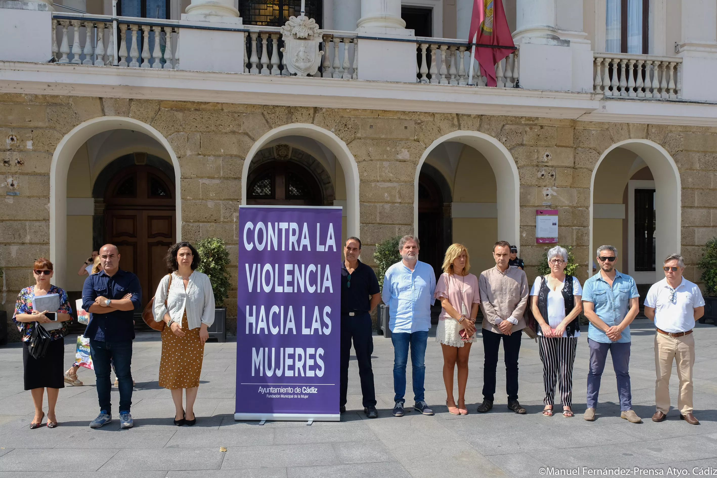 noticias cadiz silencio.jpg noticias cadiz silencio.jpg