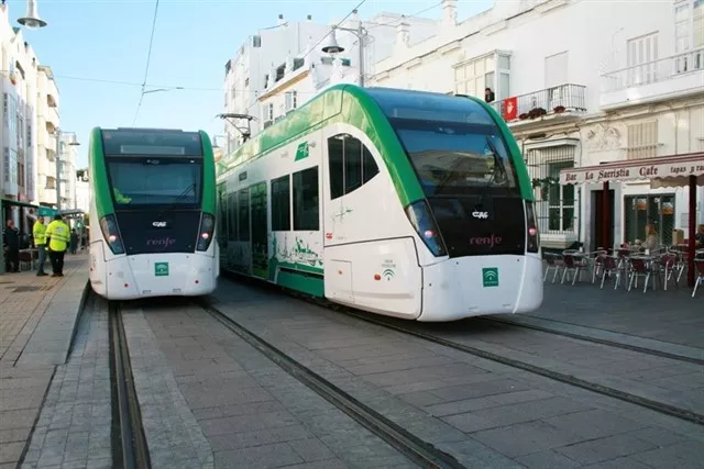 noticias cadiz tren tranvia bahia de cadiz.jpg noticias cadiz tren tranvia bahia de cadiz.jpg