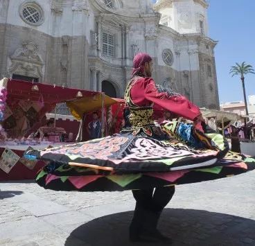Archivo noticias cadiz mercado andalusi catedral.jpg