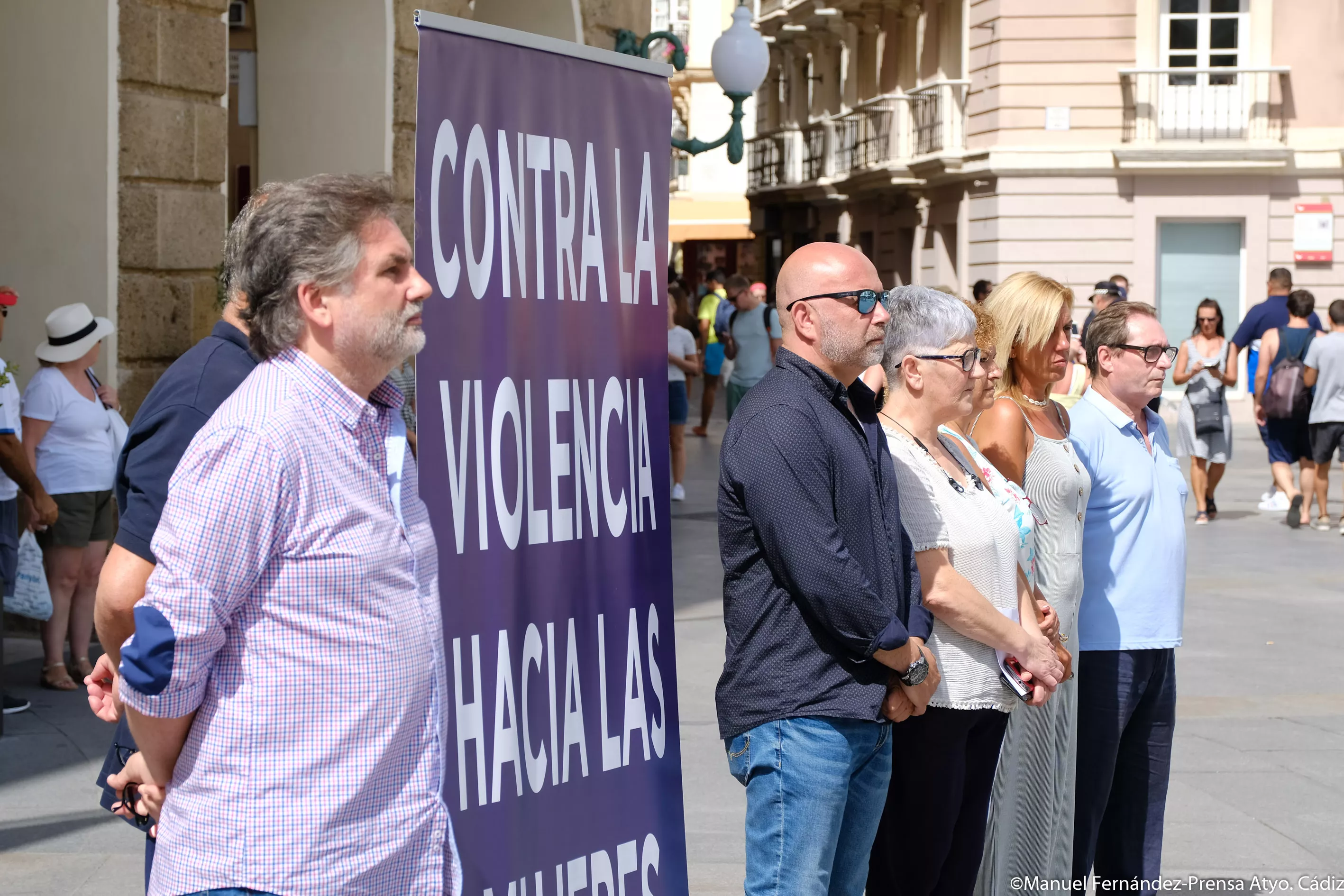 noticias cadiz minuto silencio_24.jpg noticias cadiz minuto silencio_24.jpg