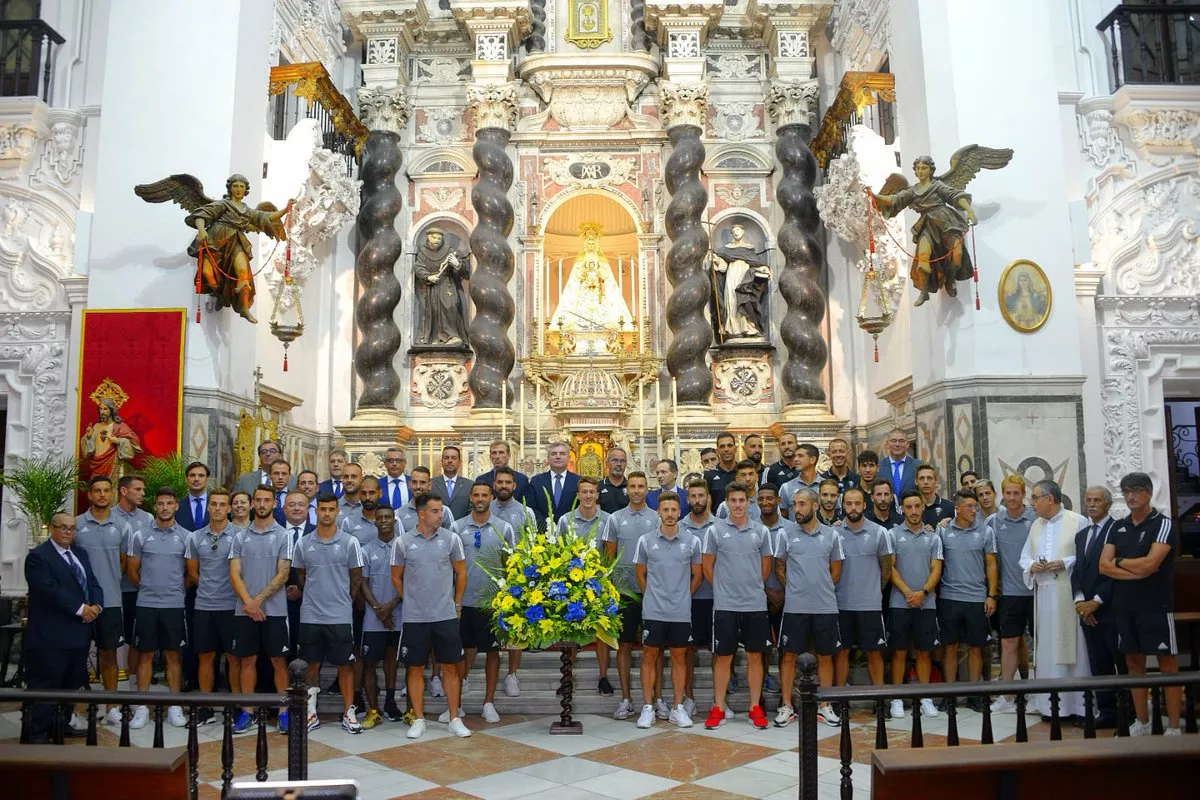 noticias cadiz visita cadiz cf patrona.jpg