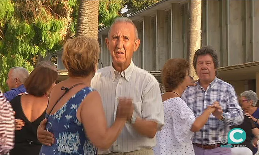 noticais cadiz baile mayores ok_0.jpg noticais cadiz baile mayores ok_0.jpg