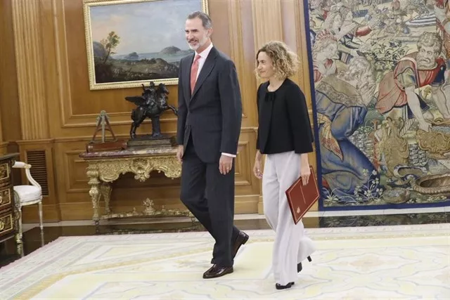 El Rey Felipe VI recibe en el Palacio de la Zarzuela a la presidenta del Congreso de los Diputados, Meritxell Batet noticias cadiz batet y felipe VI.jpg