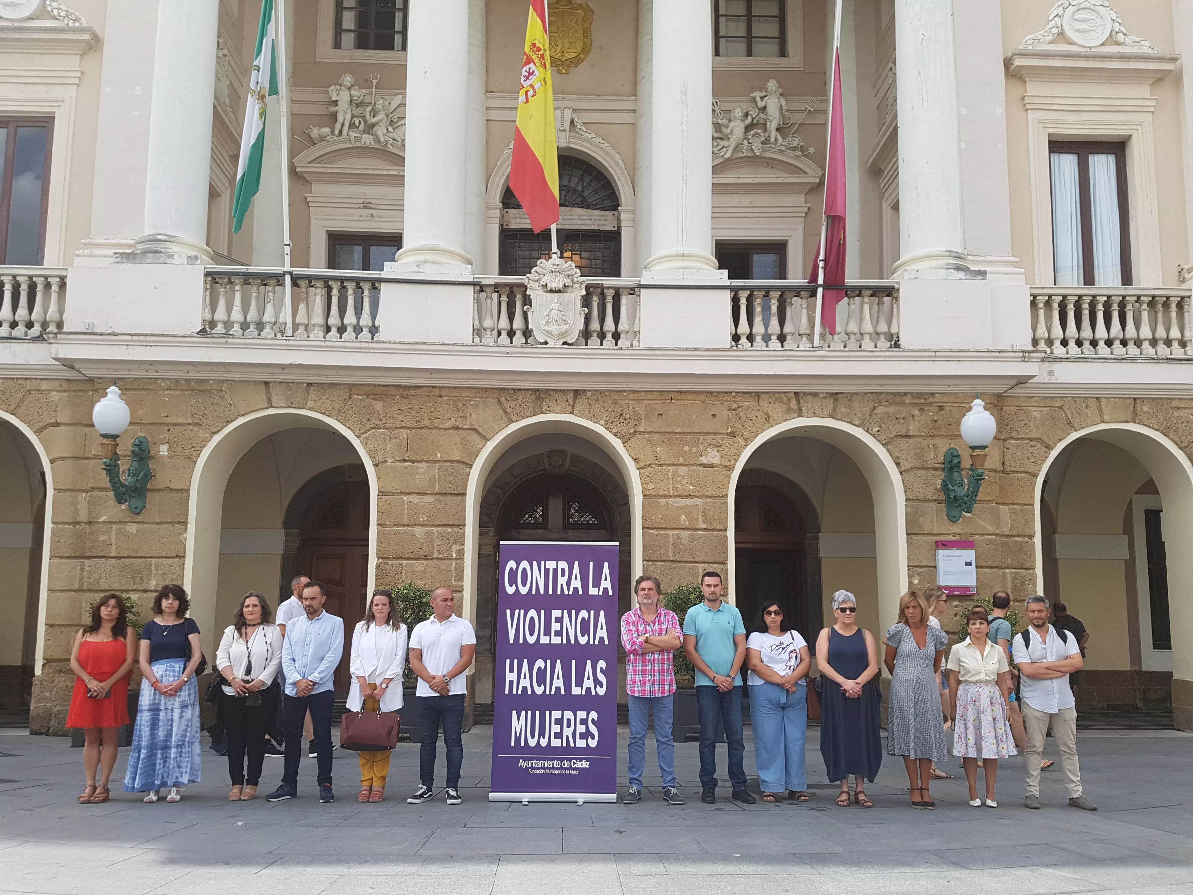 noticias cadiz minuto de silencio_21.jpg noticias cadiz minuto de silencio_21.jpg