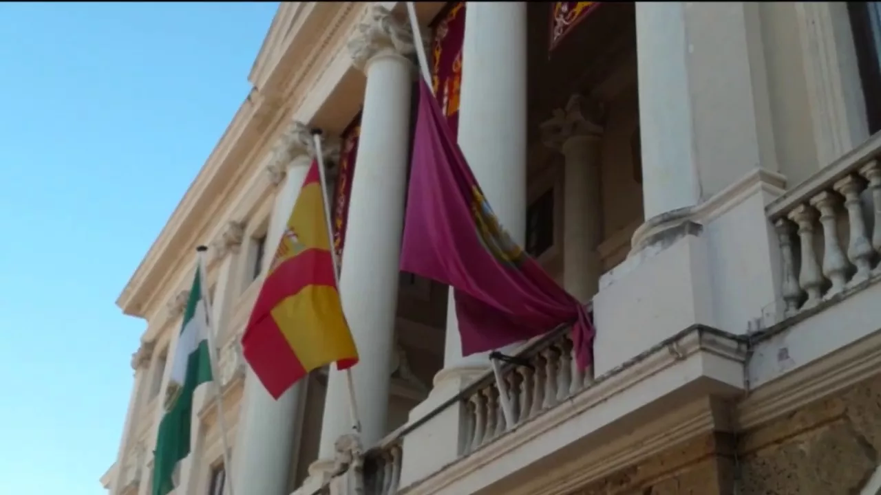 noticias cadiz pendon.jpg noticias cadiz pendon.jpg