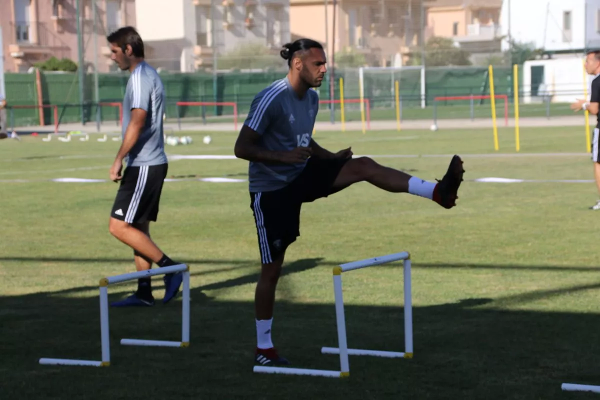 noticias cadiz sergio sanchez entrenamiento.jpg