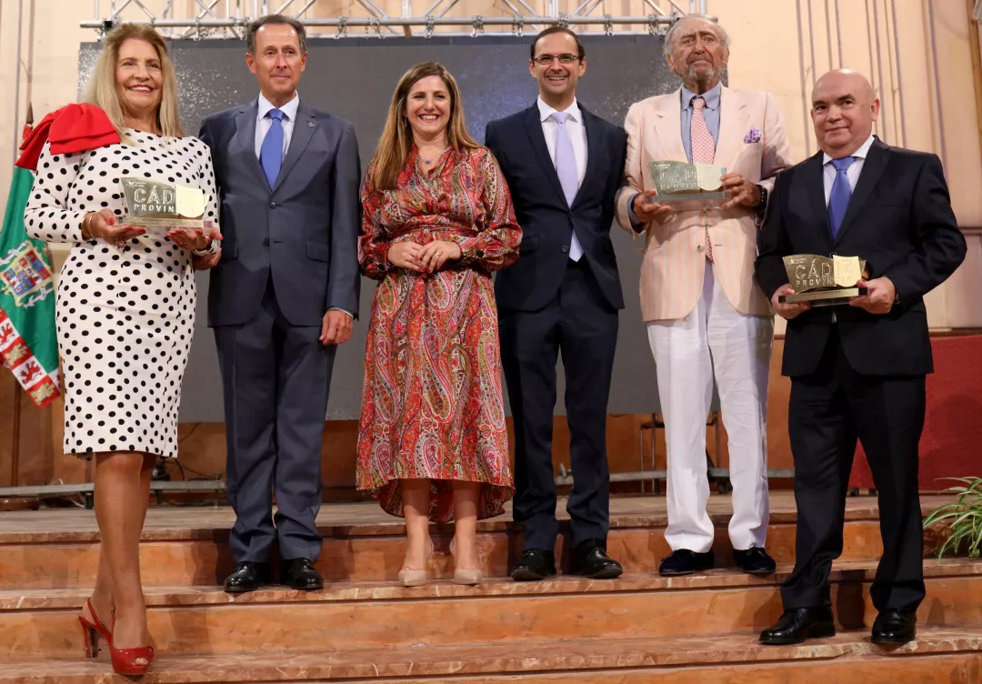 premiados y autoridades.jpg premiados y autoridades.jpg