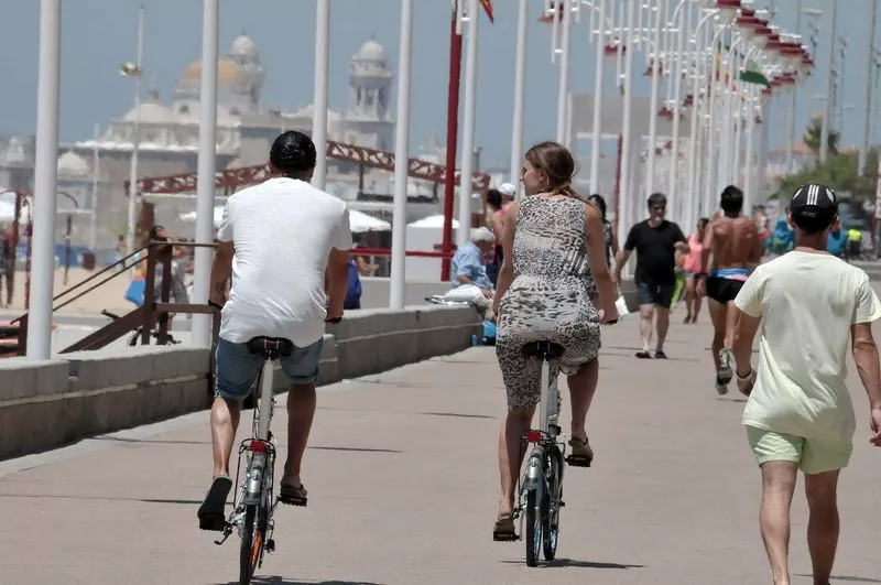Carril-Bici-Cádiz.jpg Carril-Bici-Cádiz.jpg