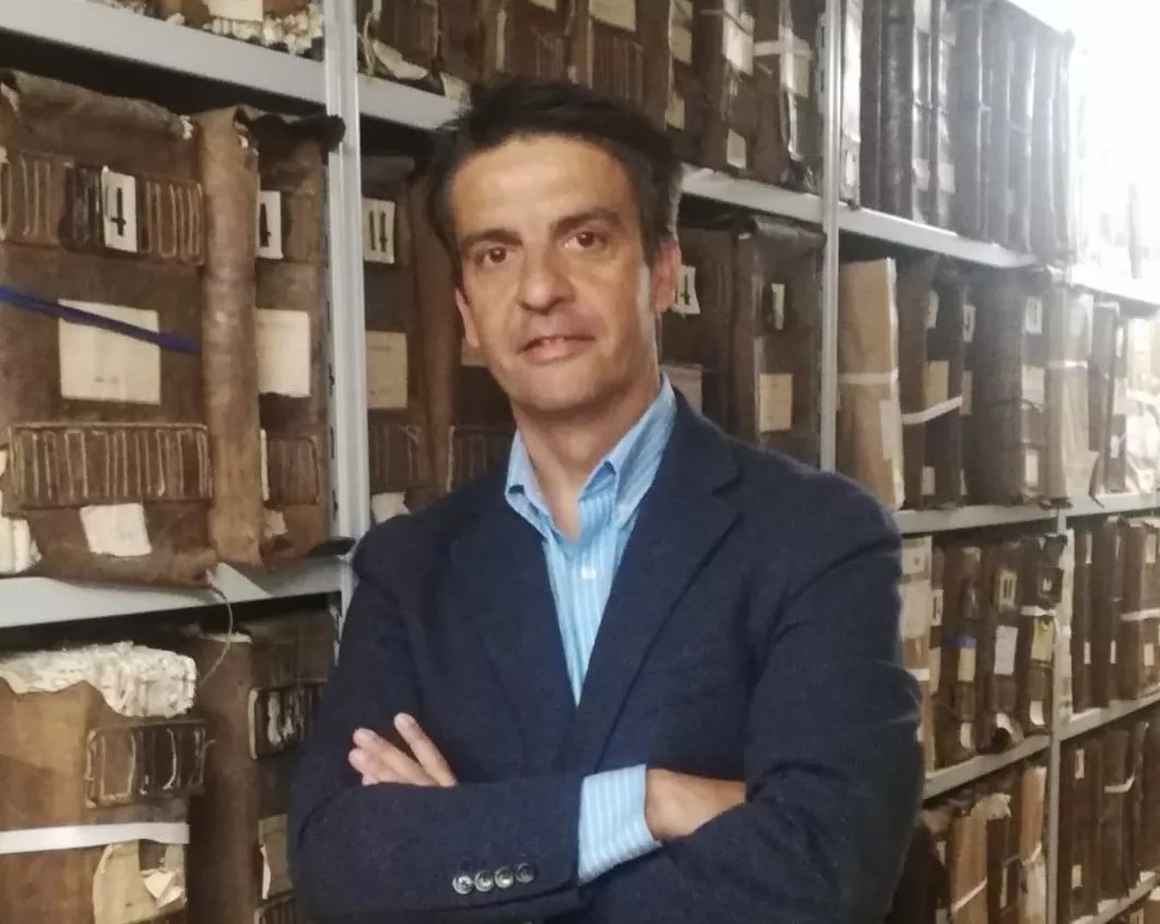 Director del Archivo ok .jpg Director del Archivo ok .jpg