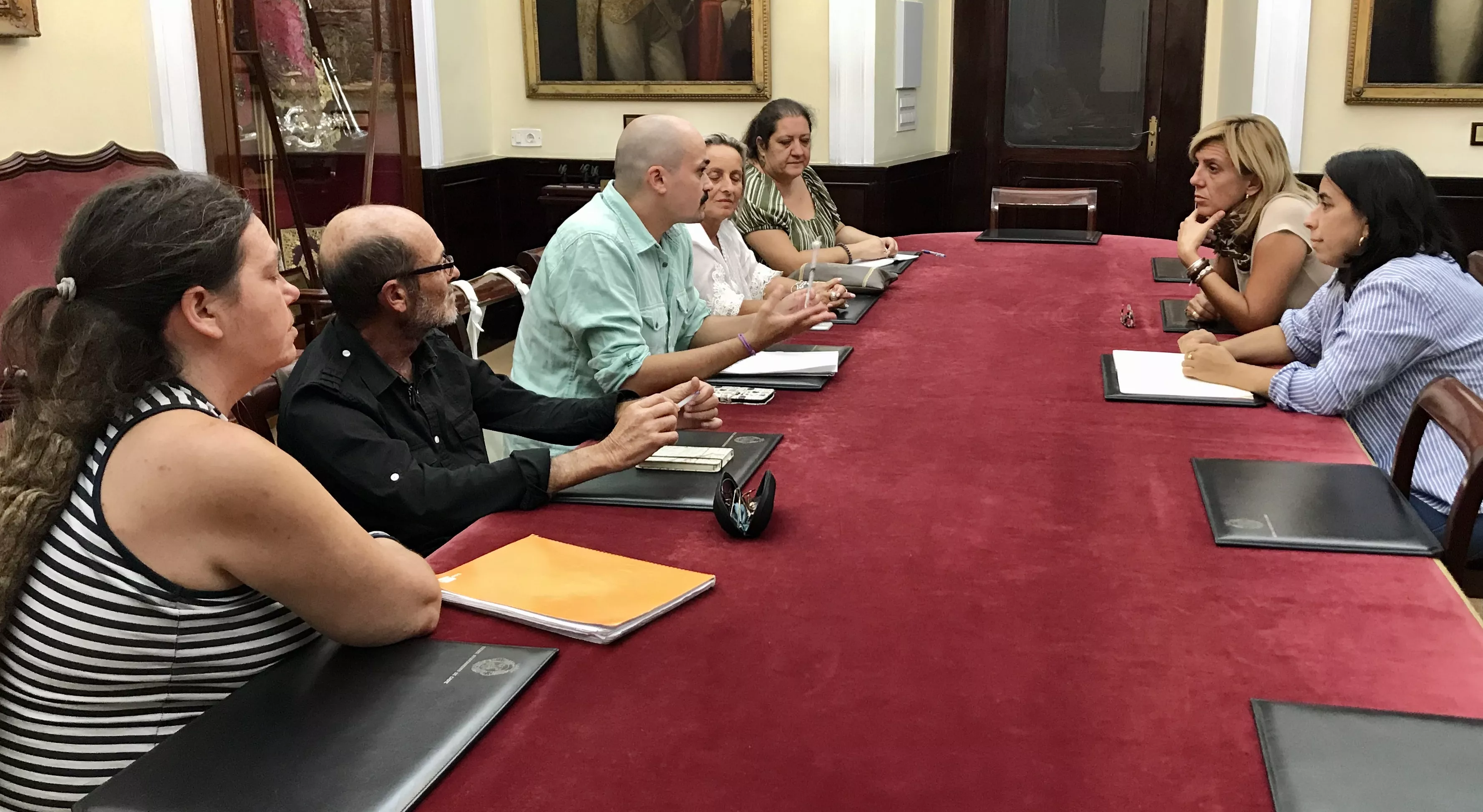 noticias cadiz 4ENCUENTRO PSOE ASOCIACIONES BIENESTAR ANIMAL 161019.jpg