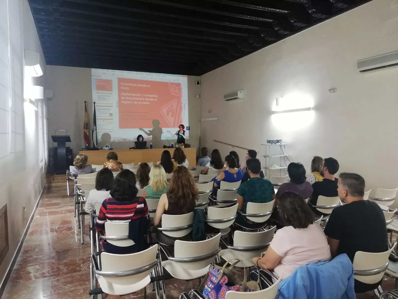 noticias cadiz Jornada de Archiveros.jpg noticias cadiz Jornada de Archiveros.jpg