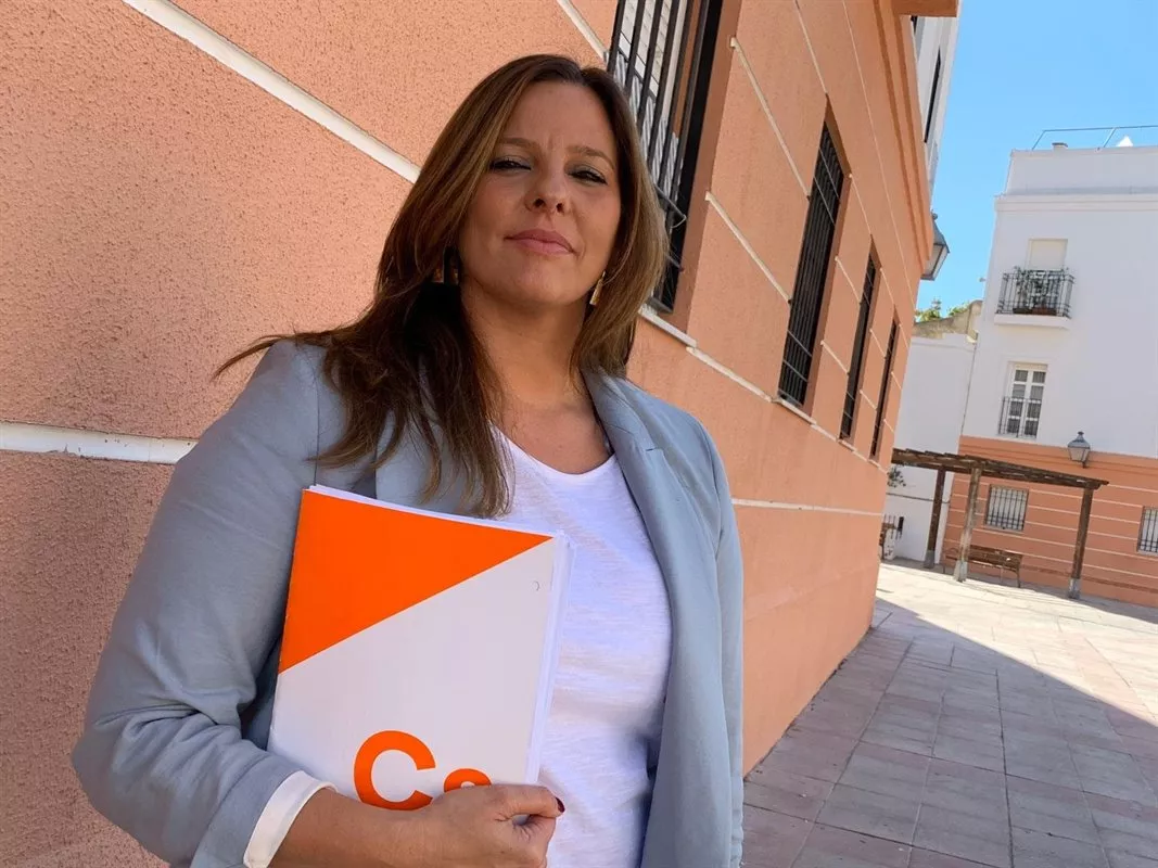 noticias cadiz estefania brazo.jpg noticias cadiz estefania brazo.jpg