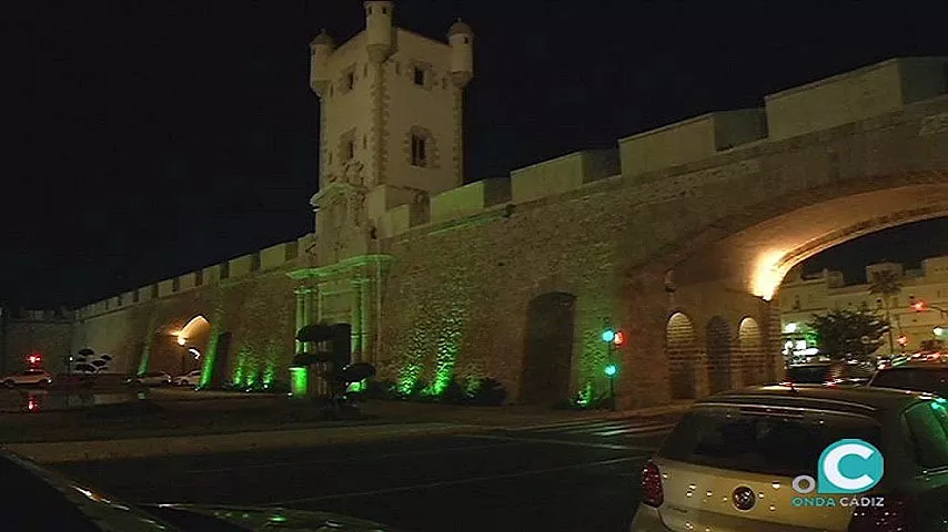 noticias cadiz iluminacion puertatierra verde.jpg noticias cadiz iluminacion puertatierra verde.jpg