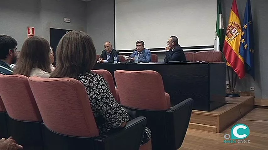 noticias cadiz poemario.jpg noticias cadiz poemario.jpg