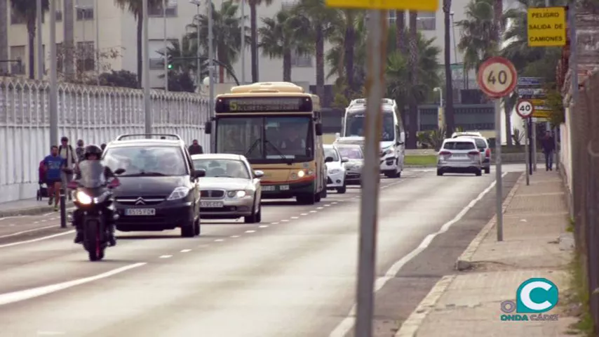 noticias cadiz trafico avenida astilleros.jpg