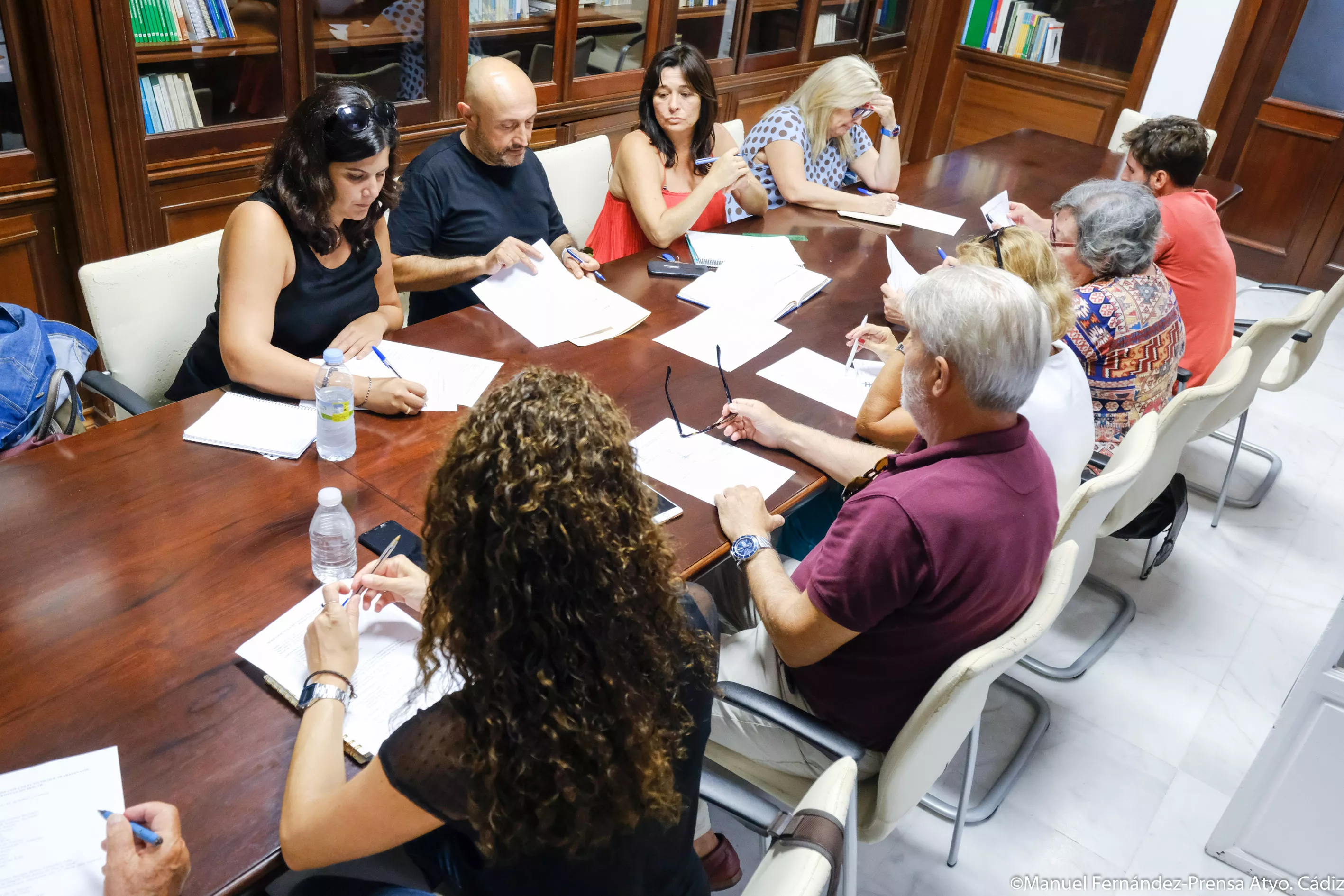 noticias cadiz-reunión mesa personas sin hogar-017.jpg