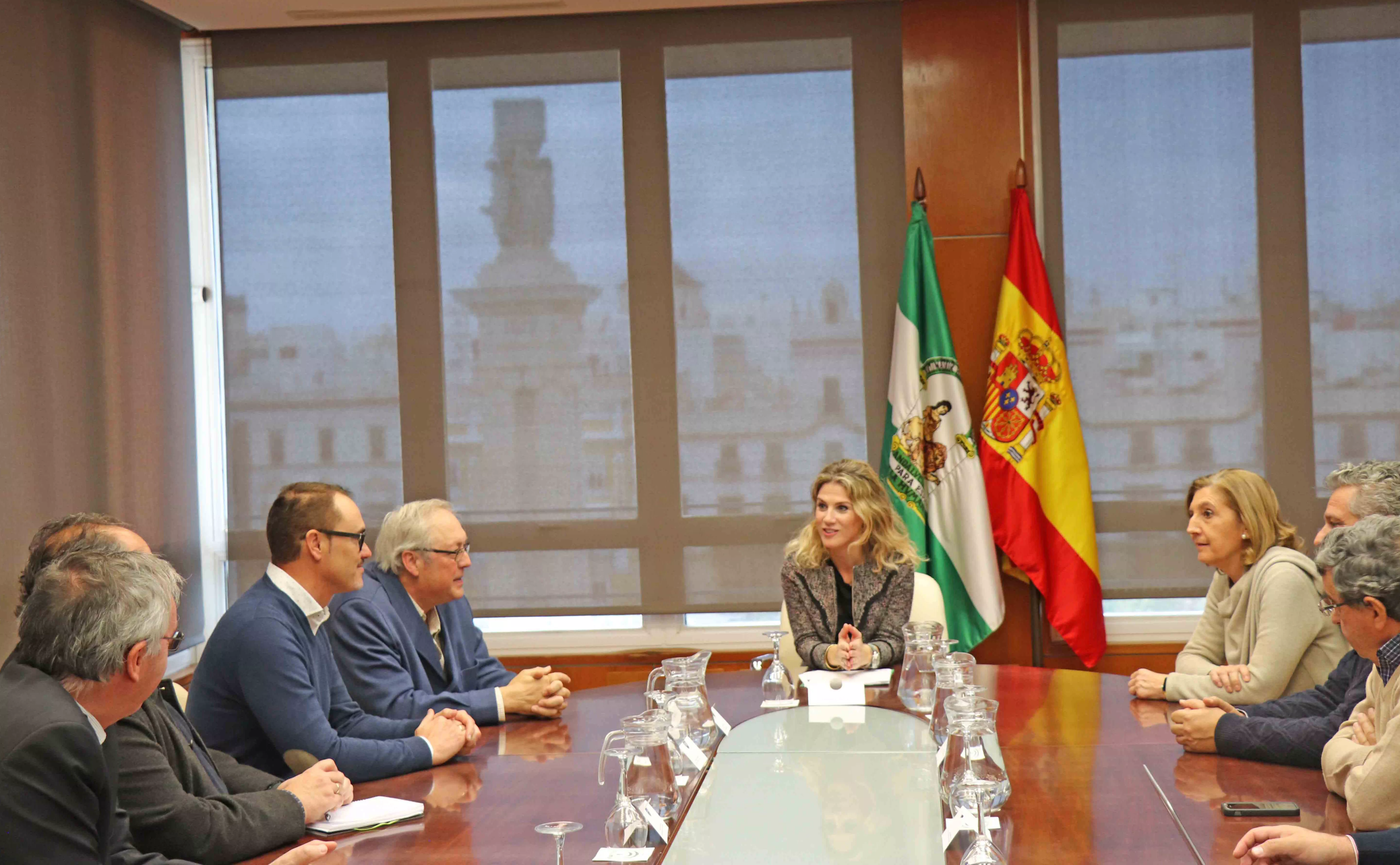 Reunión Escuelas Católicas 6.jpg Reunión Escuelas Católicas 6.jpg