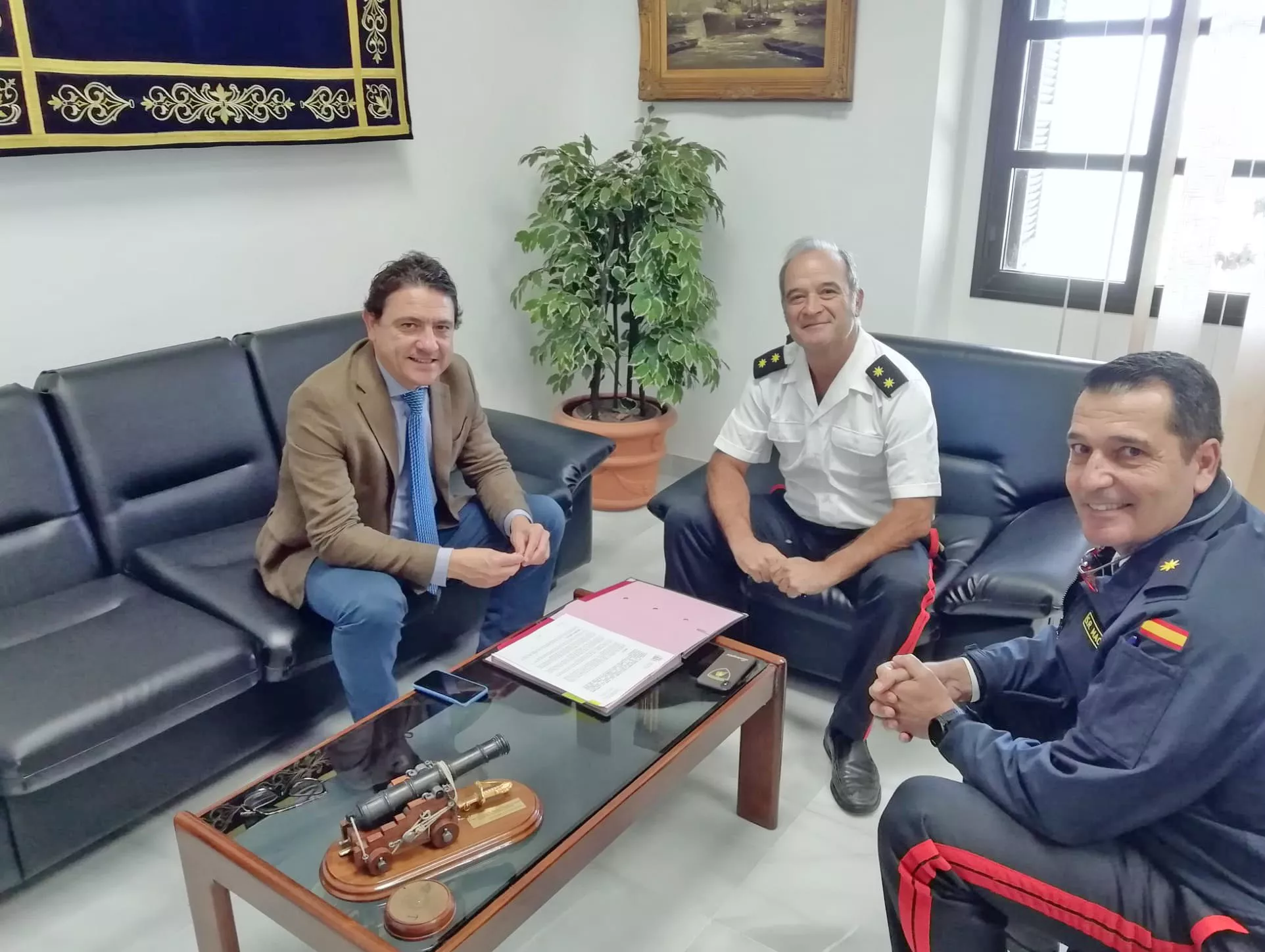 noticias cadiz Firma Agricultura y Defensa Eurovelo.jpg noticias cadiz Firma Agricultura y Defensa Eurovelo.jpg