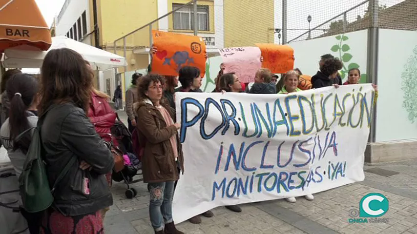 noticias cadiz concentracion monitores_1.jpg noticias cadiz concentracion monitores_1.jpg