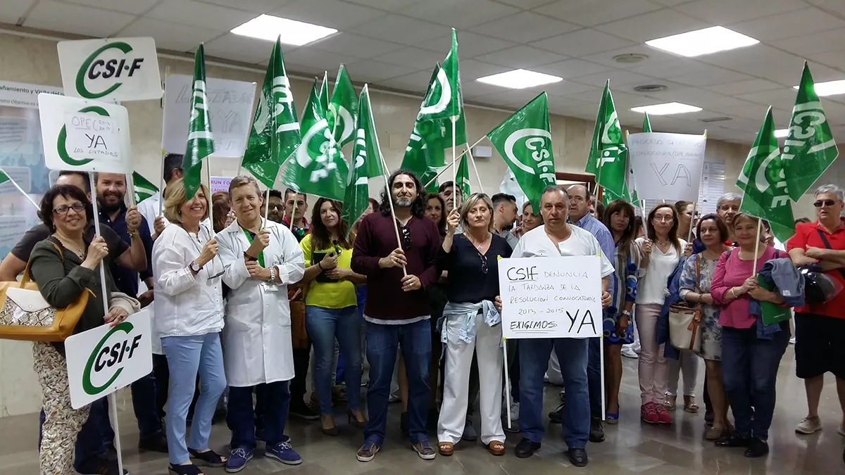 noticias cadiz csif concentracion puerta del mar_0.jpg noticias cadiz csif concentracion puerta del mar_0.jpg