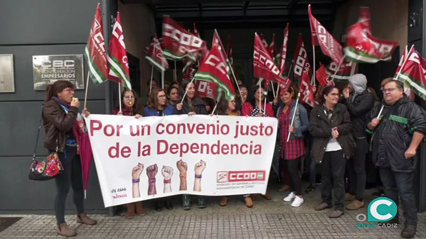 noticias cadiz manifestacion convenio dependientes.jpg