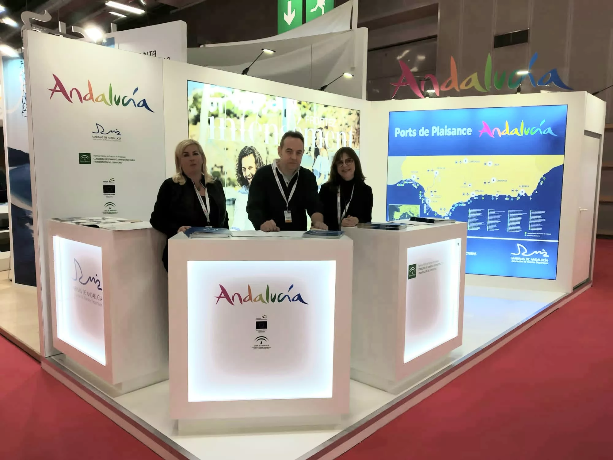 Salón Náutico París.jpg Salón Náutico París.jpg