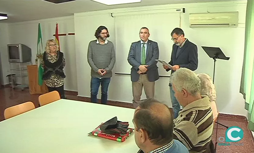 foto APC.jpg foto APC.jpg