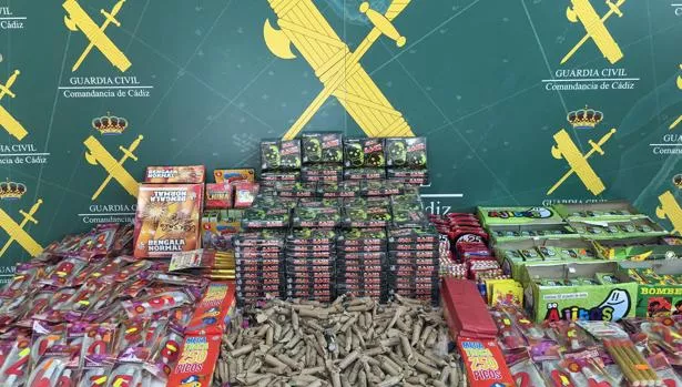 noticias cadiz petardos incautados.jpeg noticias cadiz petardos incautados.jpeg