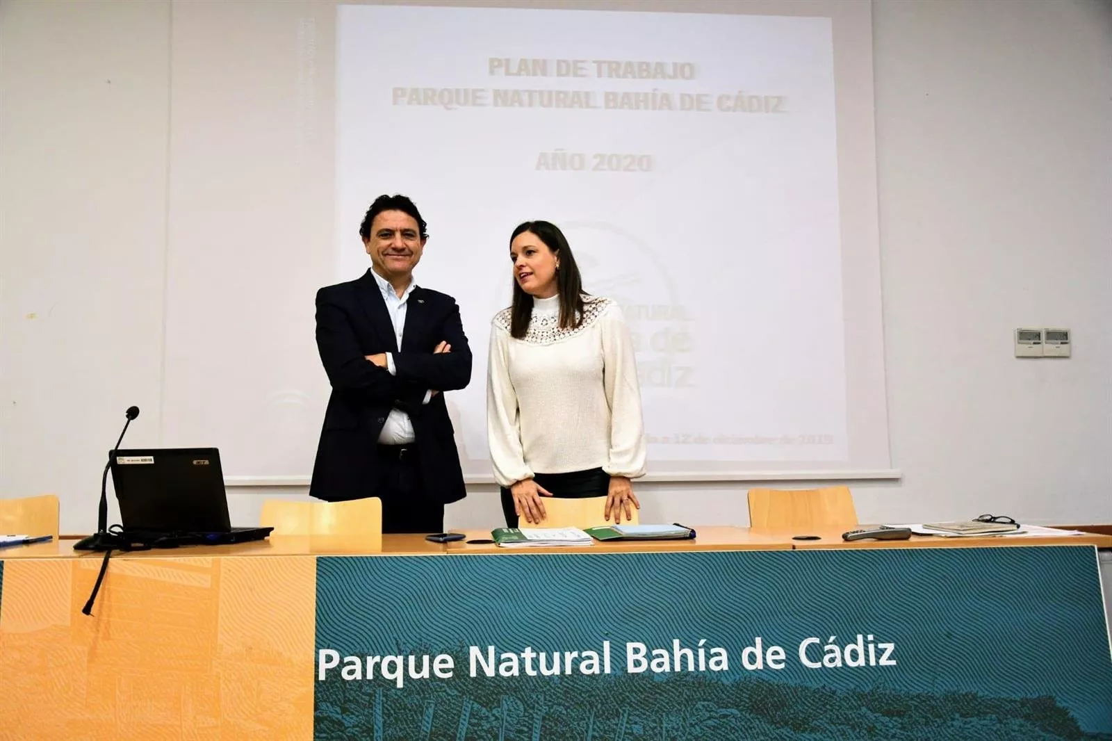 Daniel Sánchez, en la sesión de la junta rectora del Parque Natural de la Bahía de Cádiz noticias cadsiz parque natural bahia.jpg