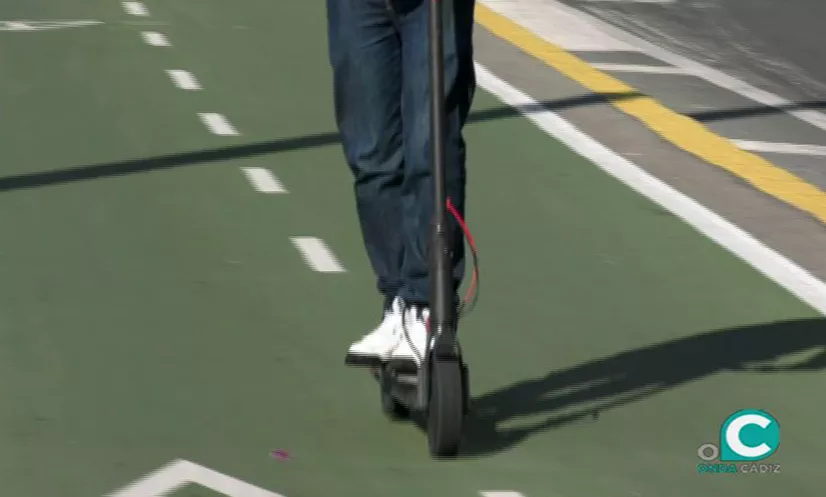 FOTO PATINETE.jpg FOTO PATINETE.jpg