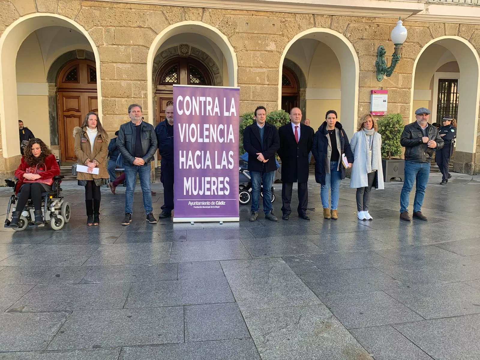 noticias acdiz minuto silencio.jpg noticias acdiz minuto silencio.jpg