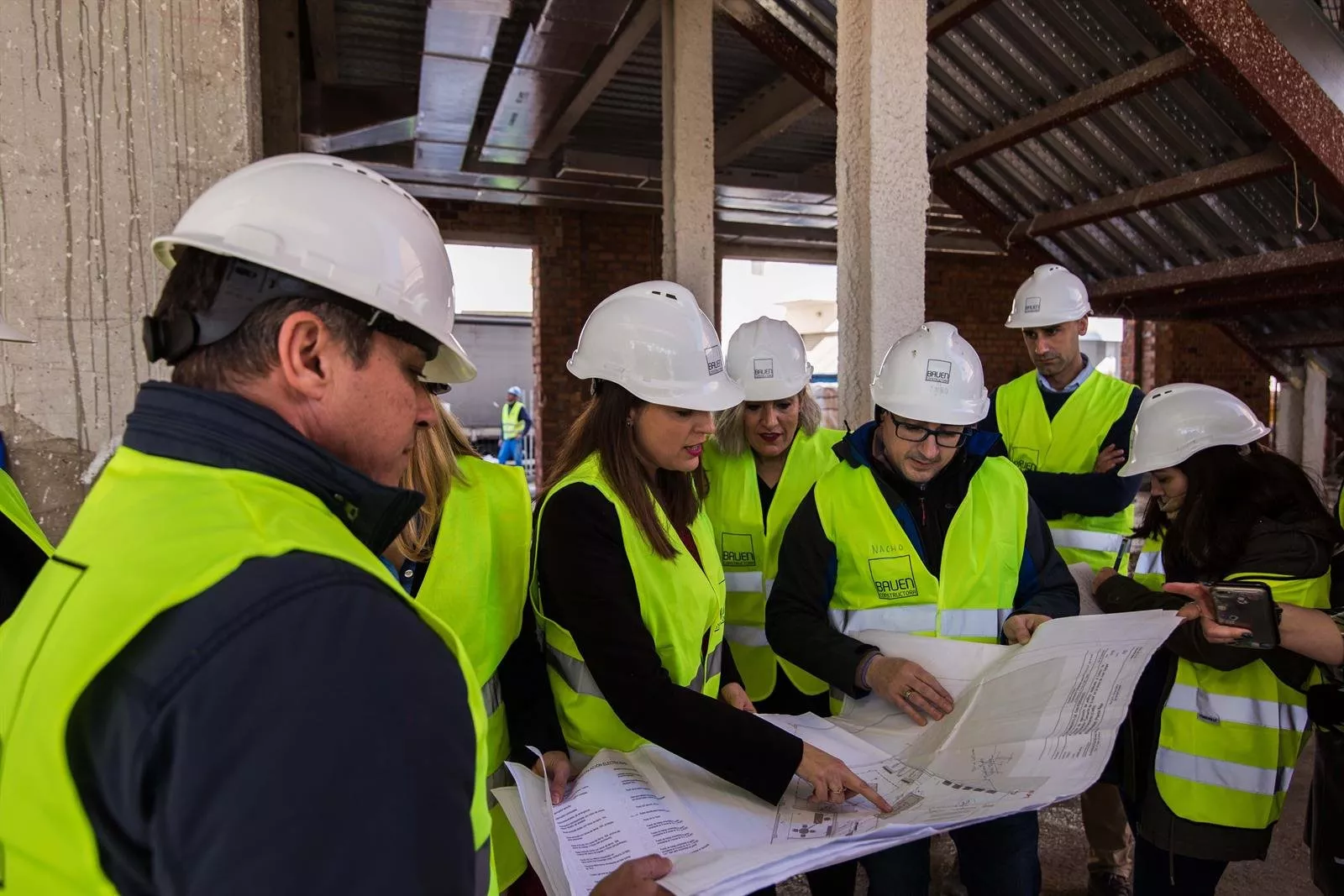 Patricia Cavada, durante visita a las obras del Museo Camarón noticias cadiz camaron_2.jpg