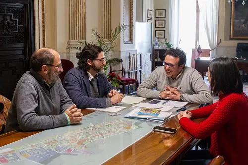 noticias cadiz reunion ayuntamiento lengua española.jpg noticias cadiz reunion ayuntamiento lengua española.jpg