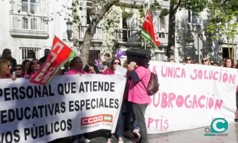 A. FOTO PROTESTA.jpg A. FOTO PROTESTA.jpg