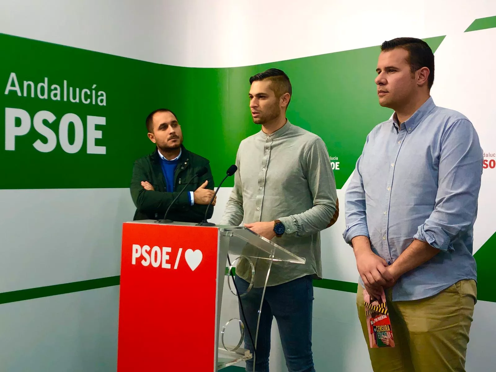 noticias cadiz JSA presentan acciones contra el veto parantal.jpg