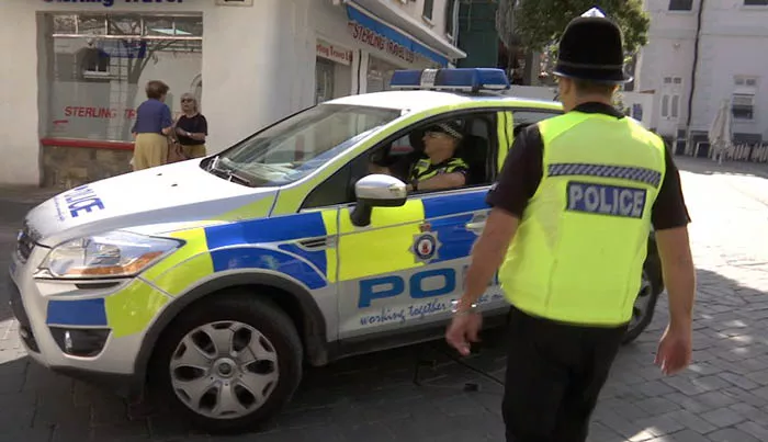 policia_de_gibraltar_3.jpg policia_de_gibraltar_3.jpg
