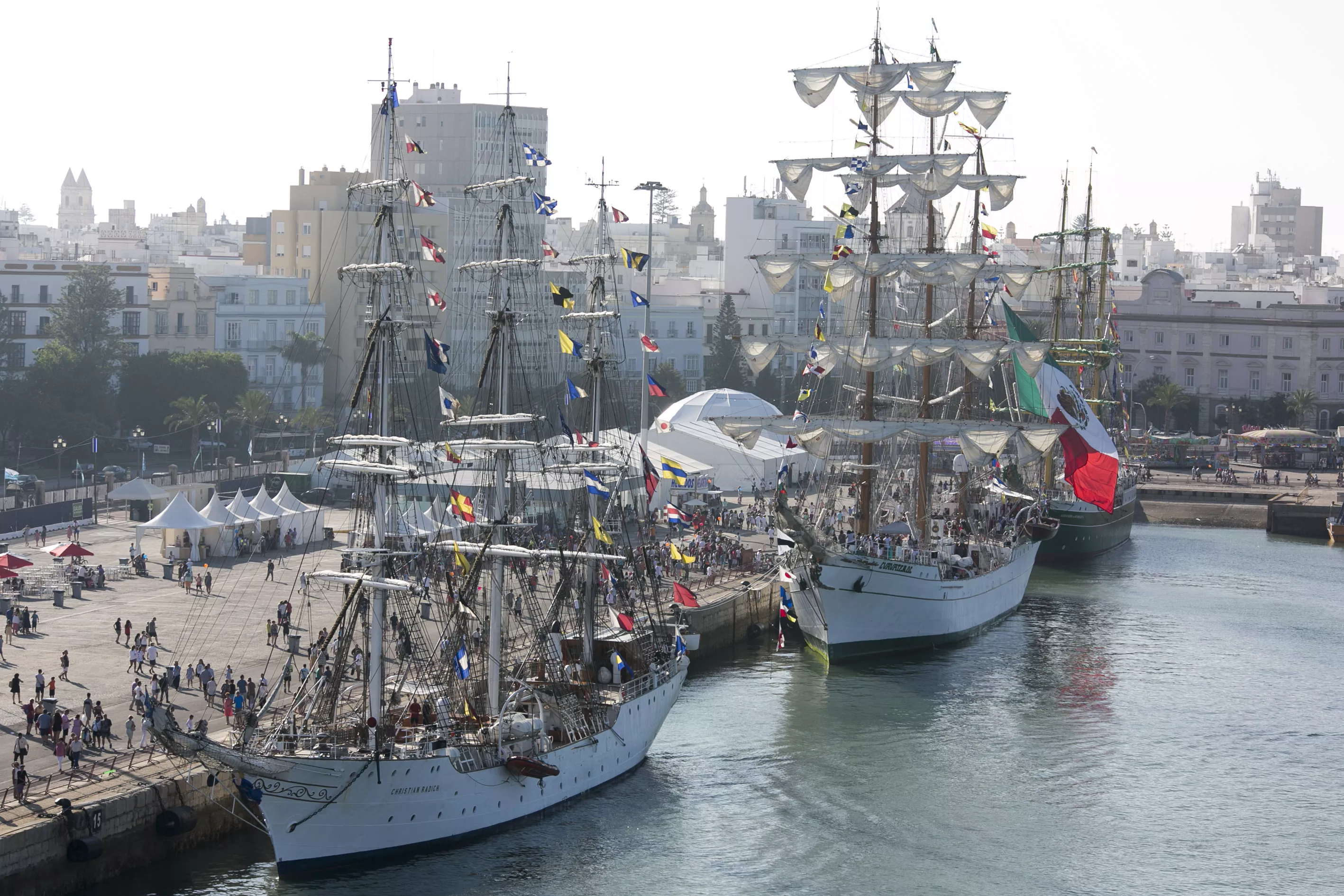 Gran Regata.jpg Gran Regata.jpg