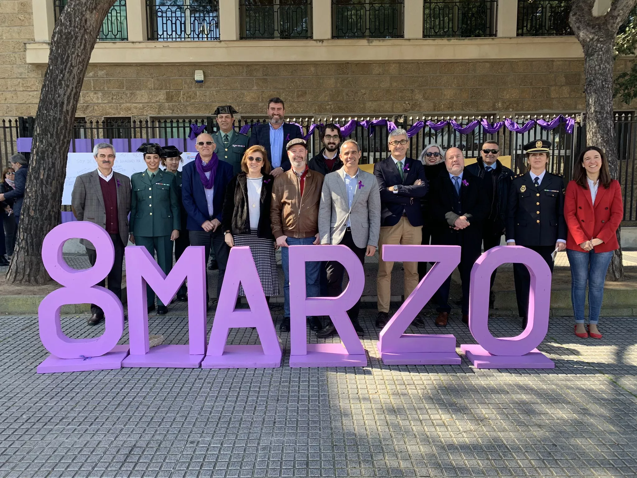 NOTICIAS CADIZ ACTO 8 M SUBDELEGACION GOBIERNO.jpg