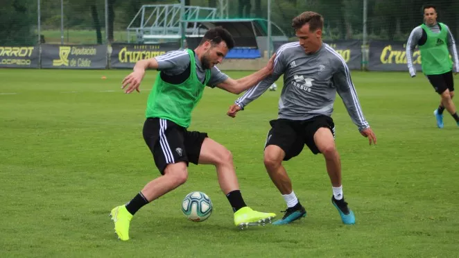 noticias cadiz entrenamienro cadiz cf.jpg